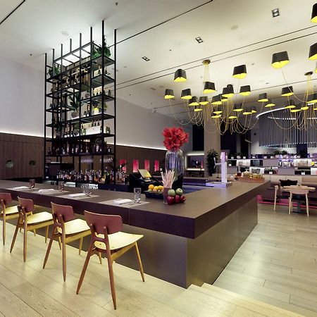Готель Melia Barcelona Sky 4* Sup Екстер'єр фото
