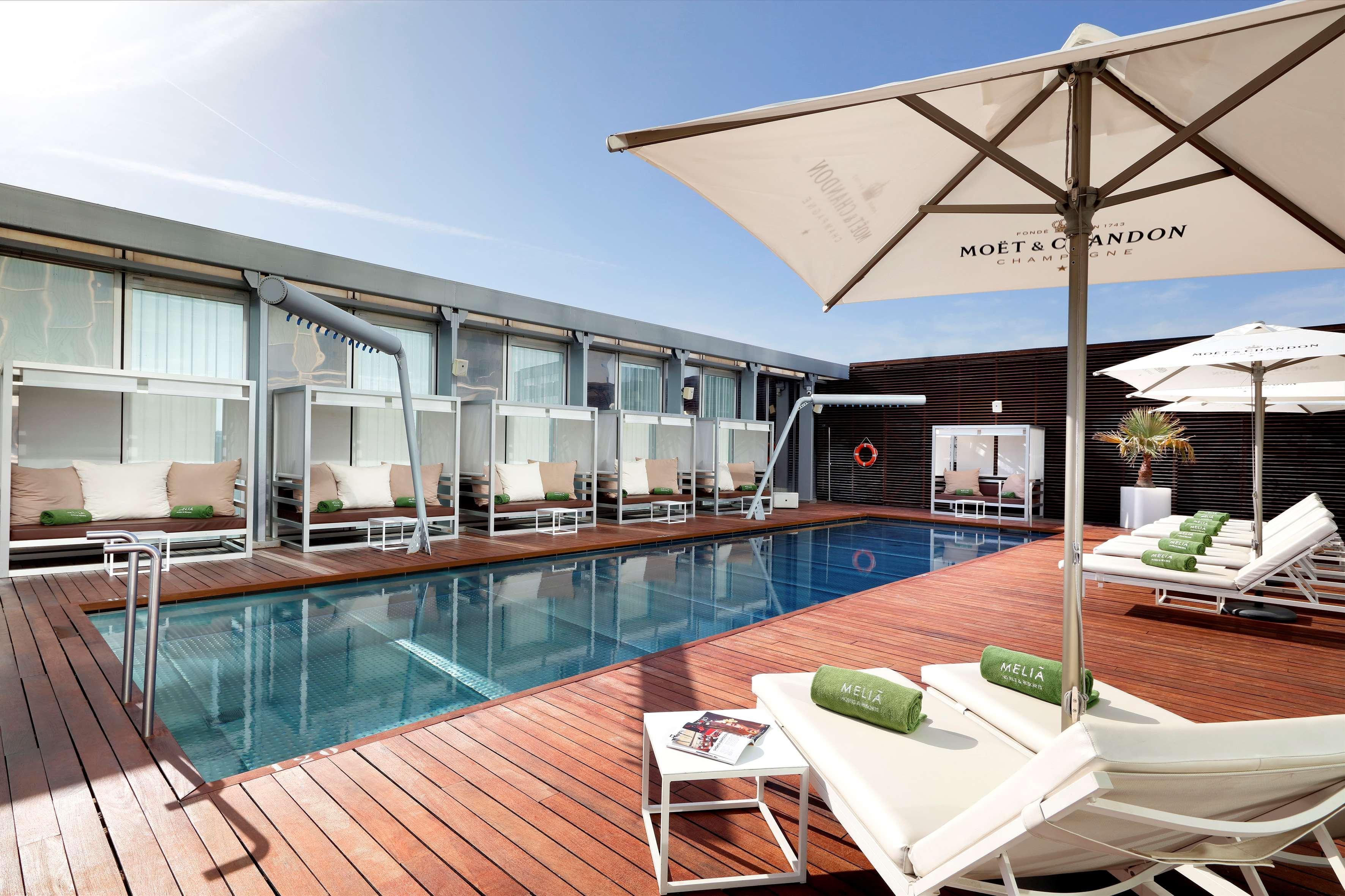 Готель Melia Barcelona Sky 4* Sup Екстер'єр фото
