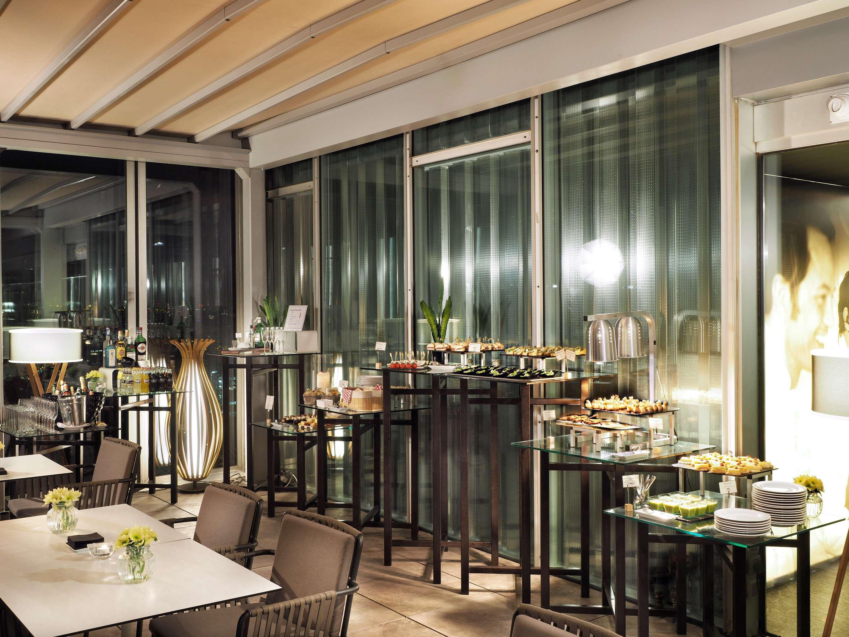 Готель Melia Barcelona Sky 4* Sup Екстер'єр фото