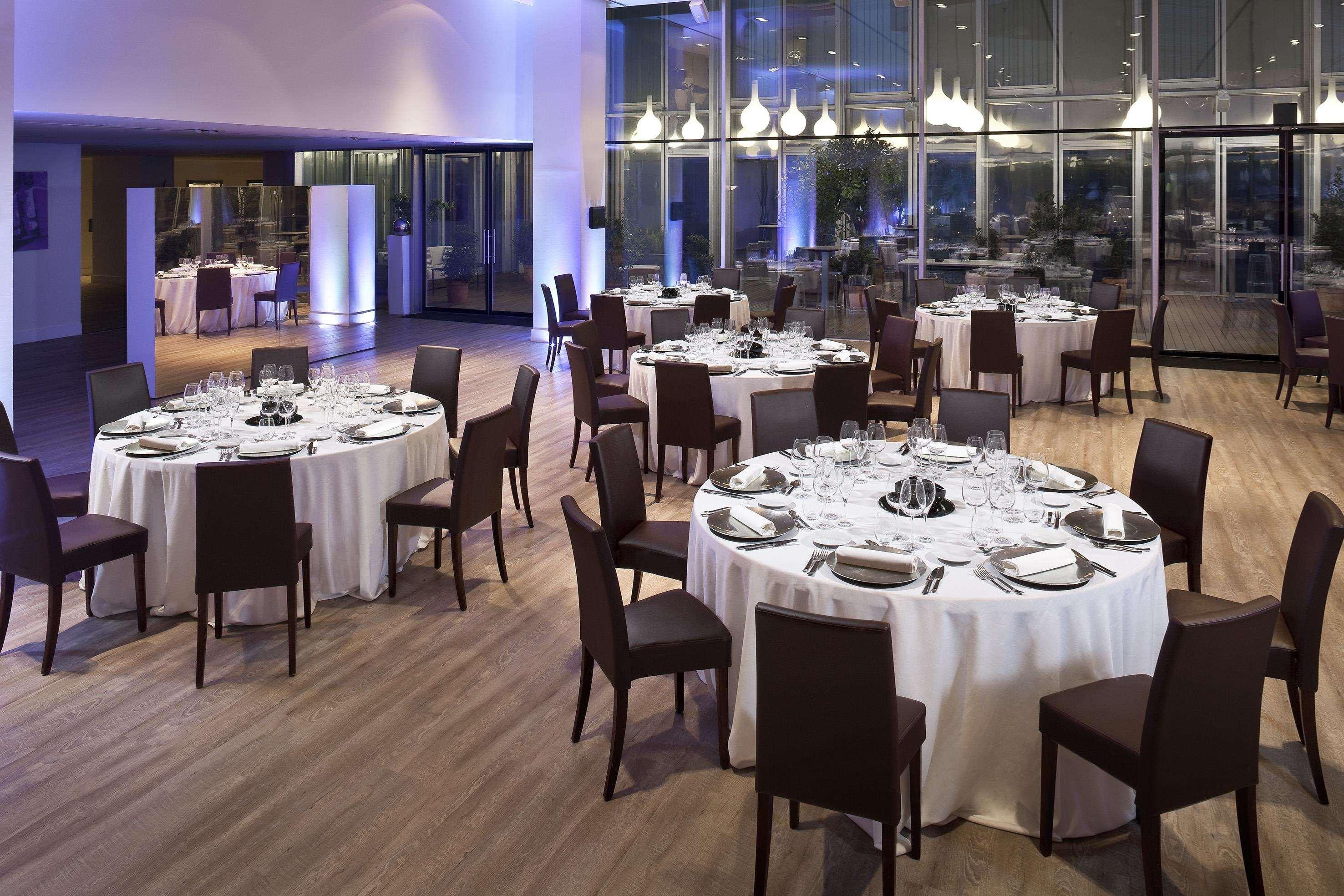 Готель Melia Barcelona Sky 4* Sup Екстер'єр фото