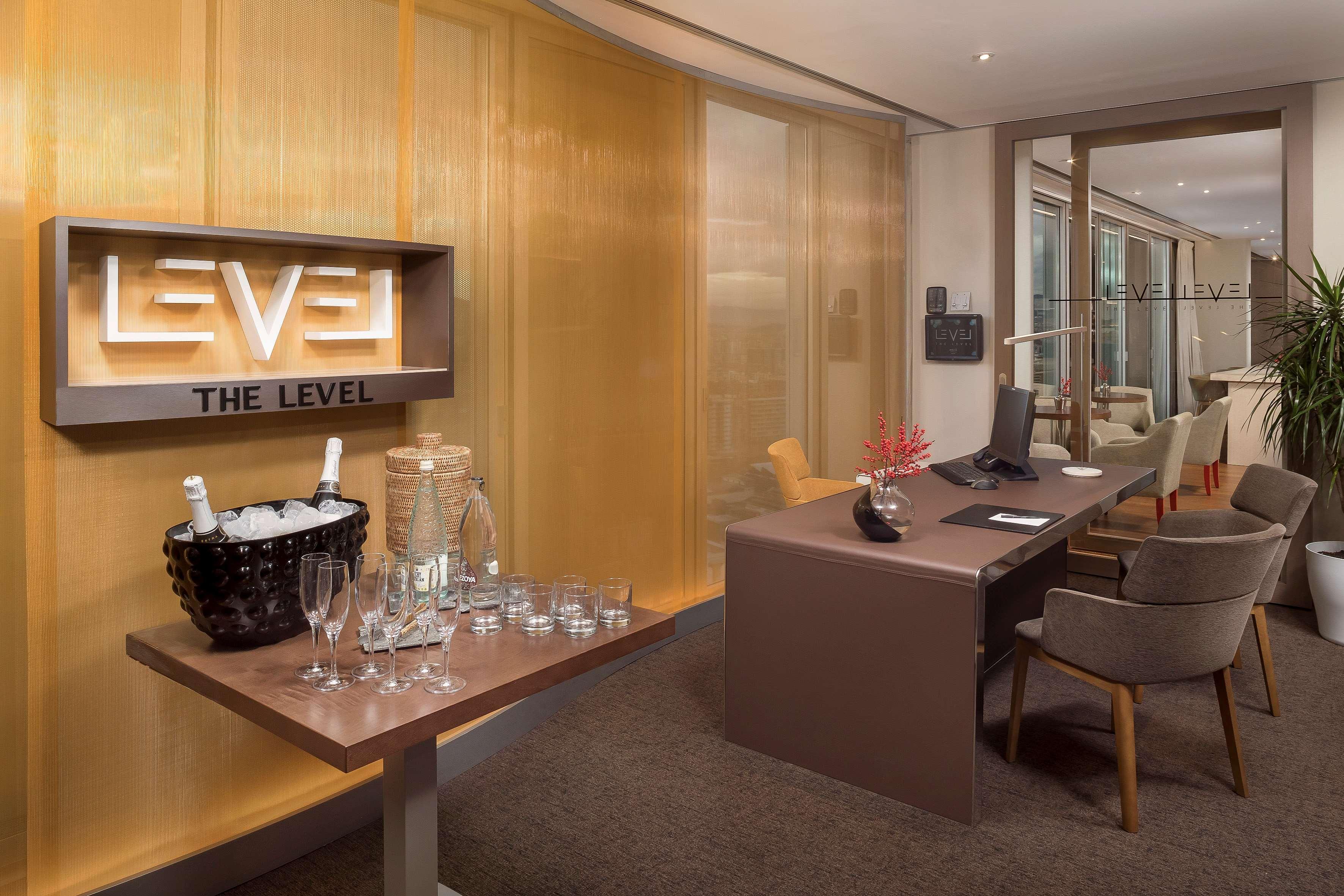 Готель Melia Barcelona Sky 4* Sup Екстер'єр фото