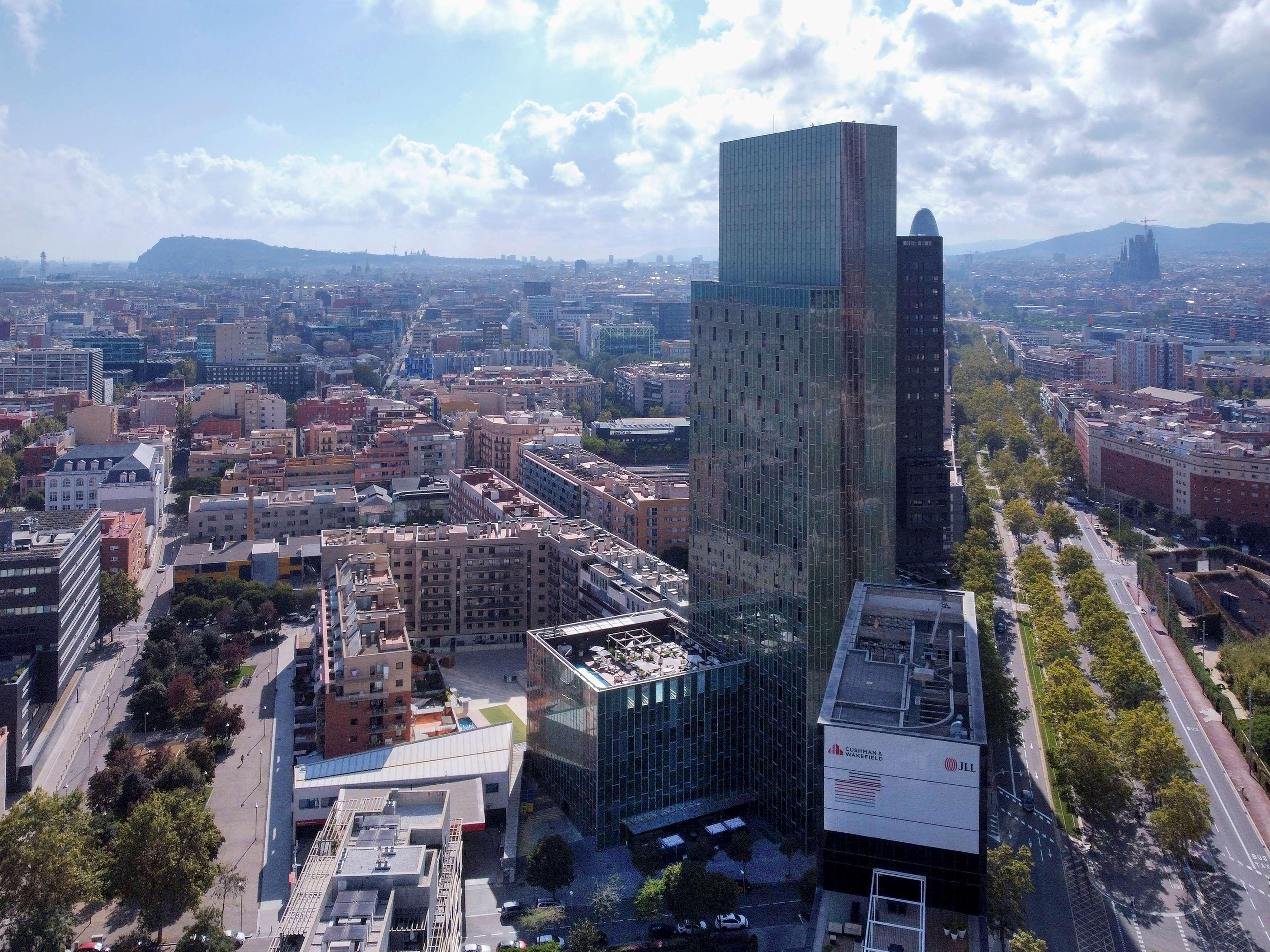 Готель Melia Barcelona Sky 4* Sup Екстер'єр фото