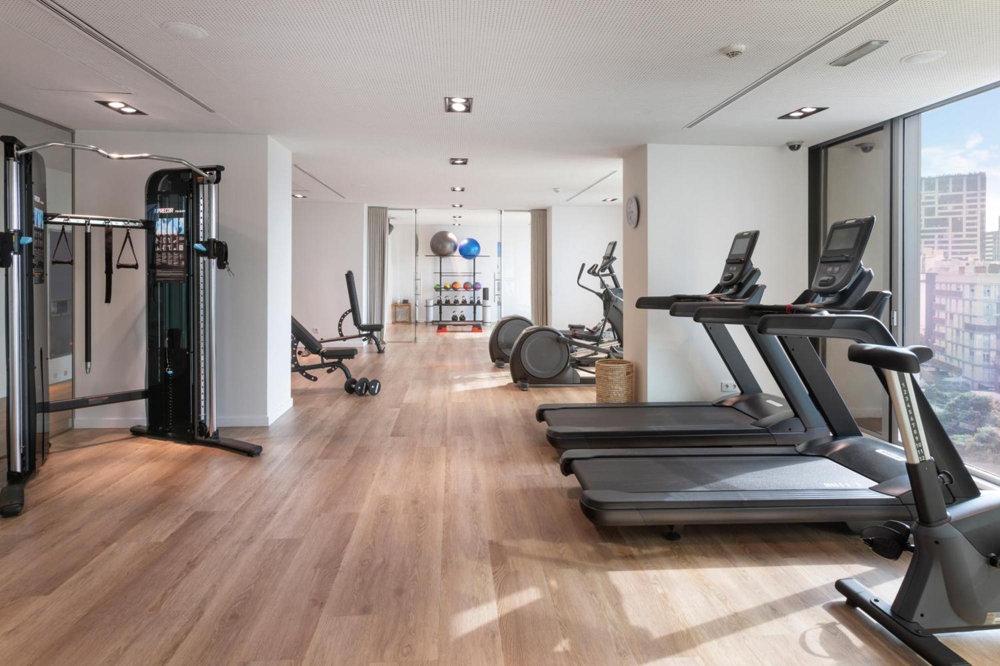 Готель Melia Barcelona Sky 4* Sup Екстер'єр фото